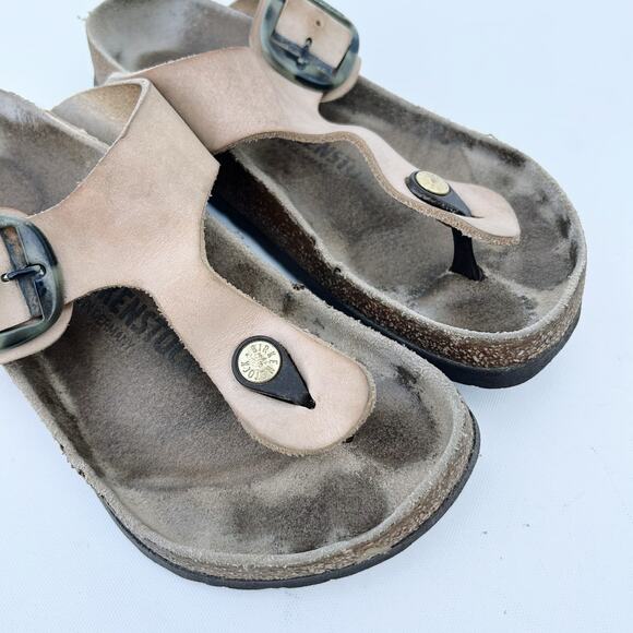 Birkenstock Gizeh Leather Thong Sandal Camo Buckle 37 Size 6.5 Tan Beige - Picture 3 of 6